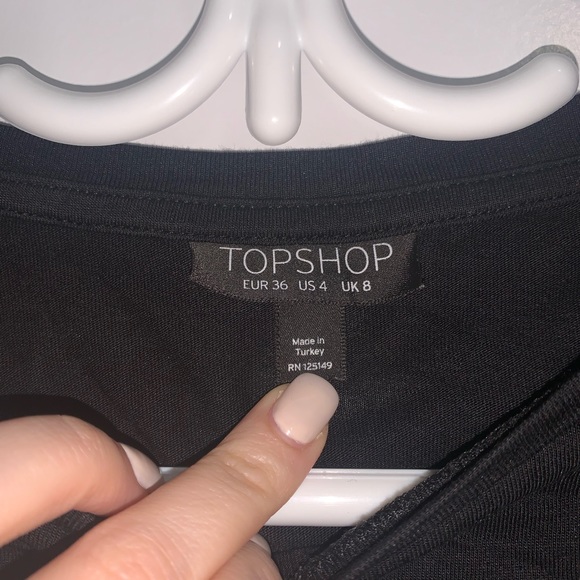 Black Crop Top w Bell Sleeves - Picture 3 of 5